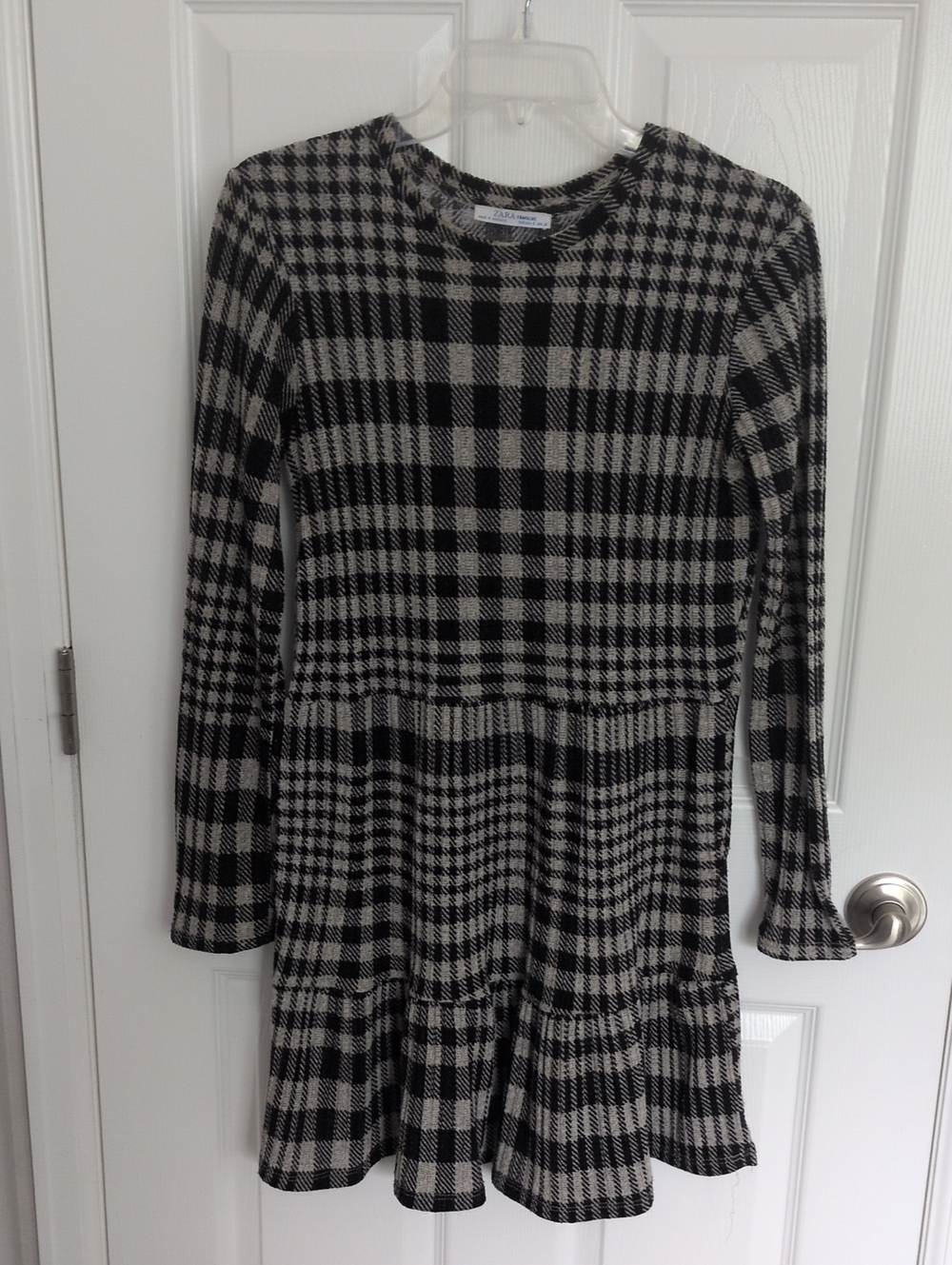 Zara Plaid Tartan Midi Dress With Long Sleeves and Tiered Ruffle Hem - S